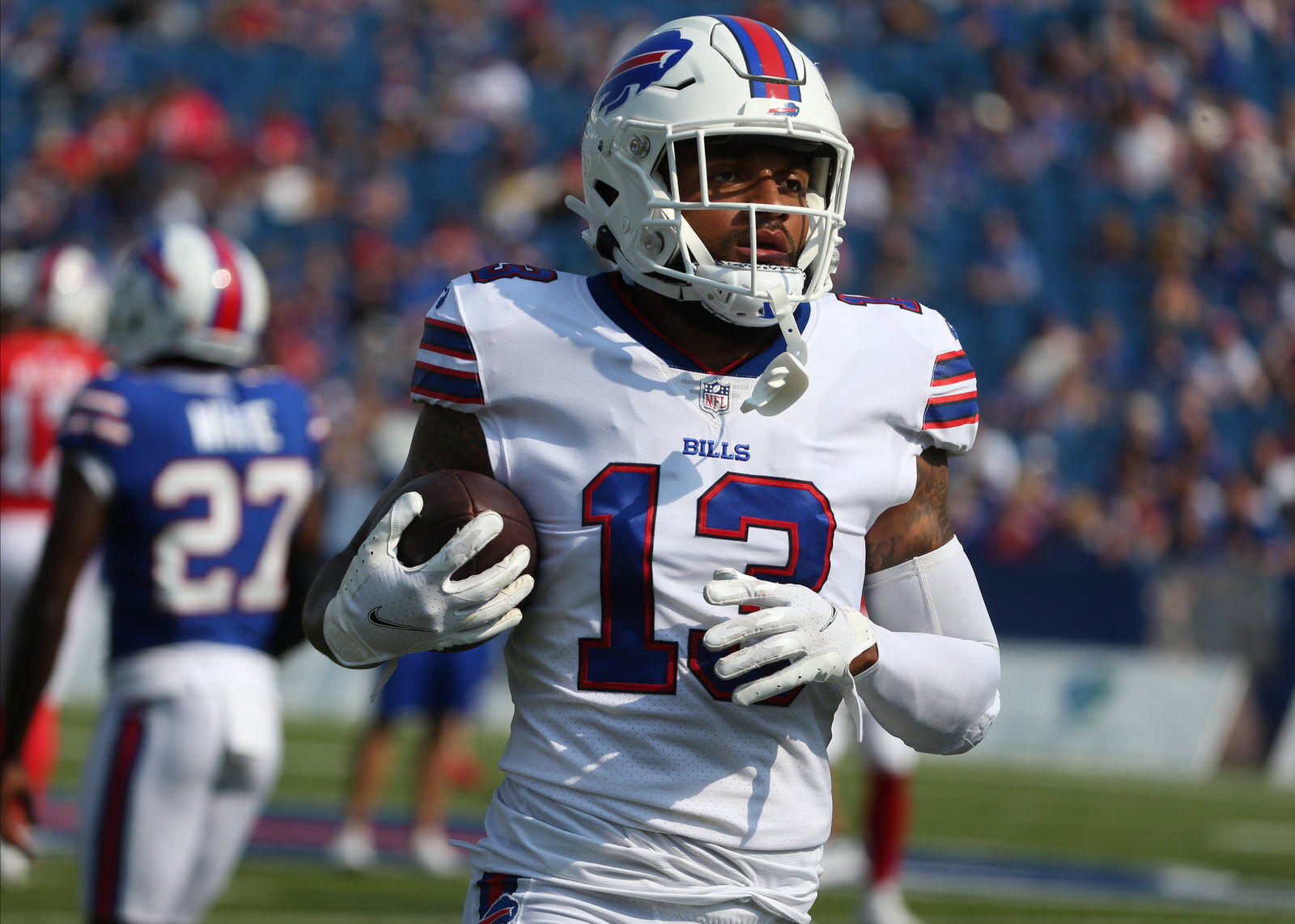 1019072894 McCoy Sports Buffalo Bills training camp